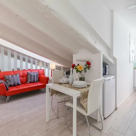 Apartamento Atico En Puerta Del Sol Madrid Exterior photo